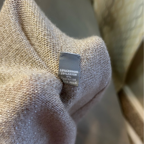 Neiman Marcus Cashmere Neutral Sleeveless Open Cardigan Sweater‎ Vest Size Small - Picture 7 of 10